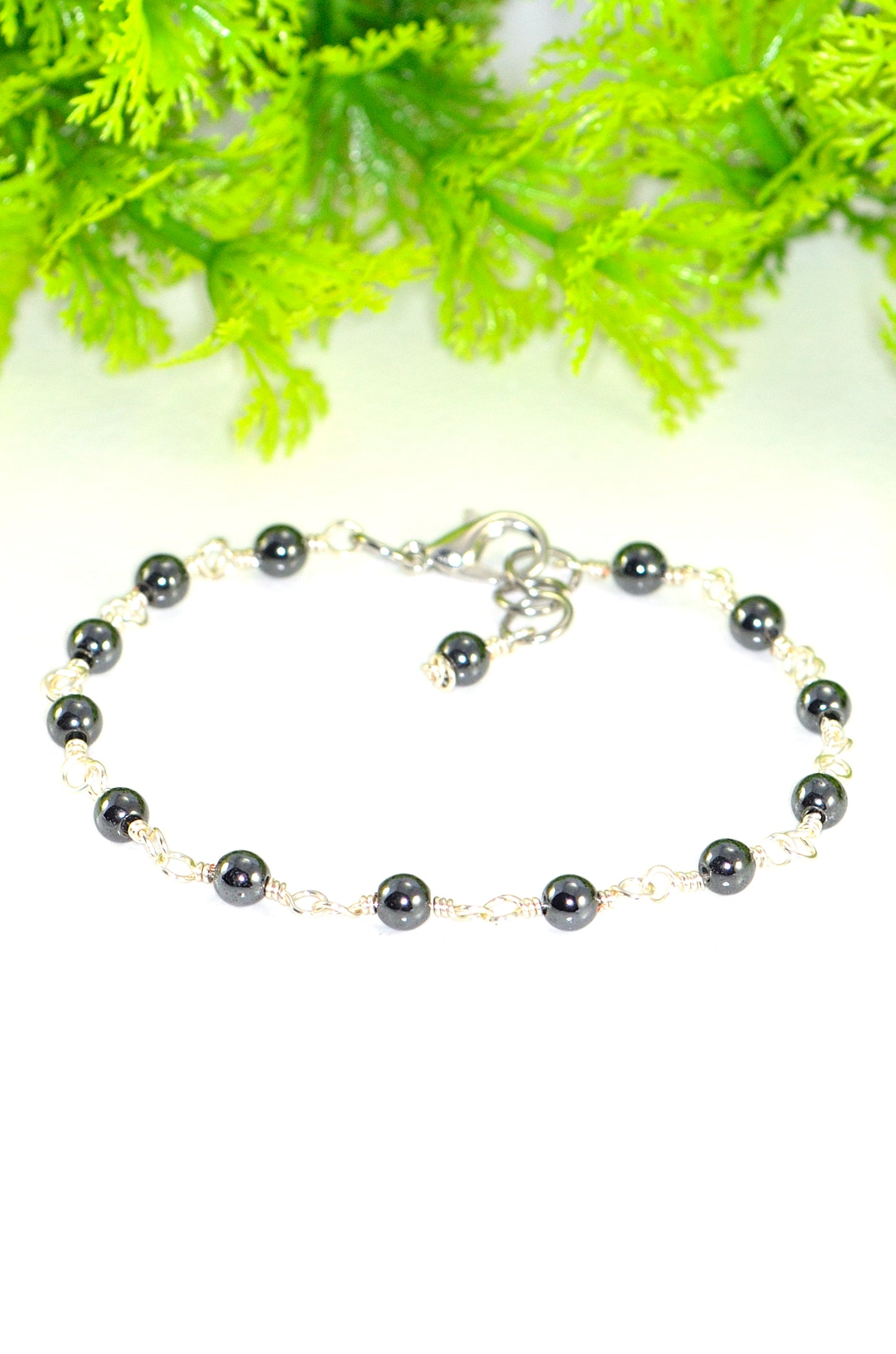 Close up of 4mm Natural Hematite Link Chain Anklet.
