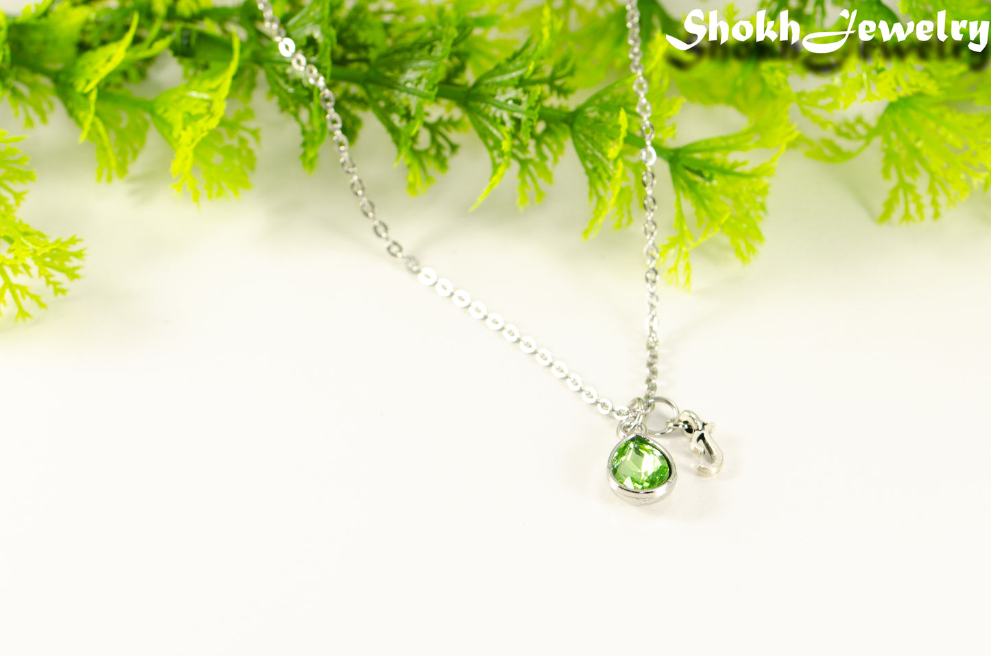 Small Personalized August Birthstone Choker Necklace.