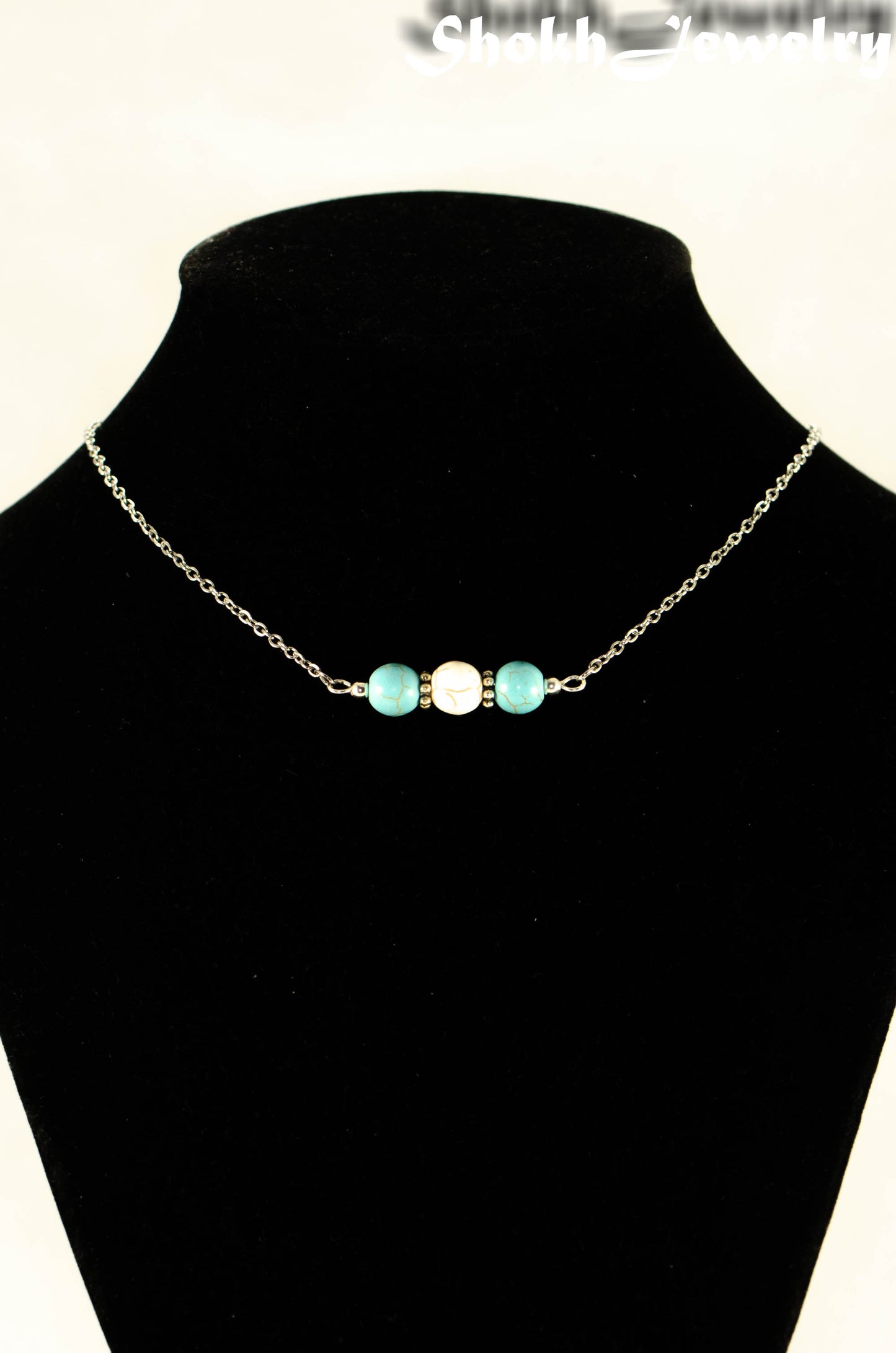 Turquoise and White Howlite and Dainty Chain Choker Necklace.