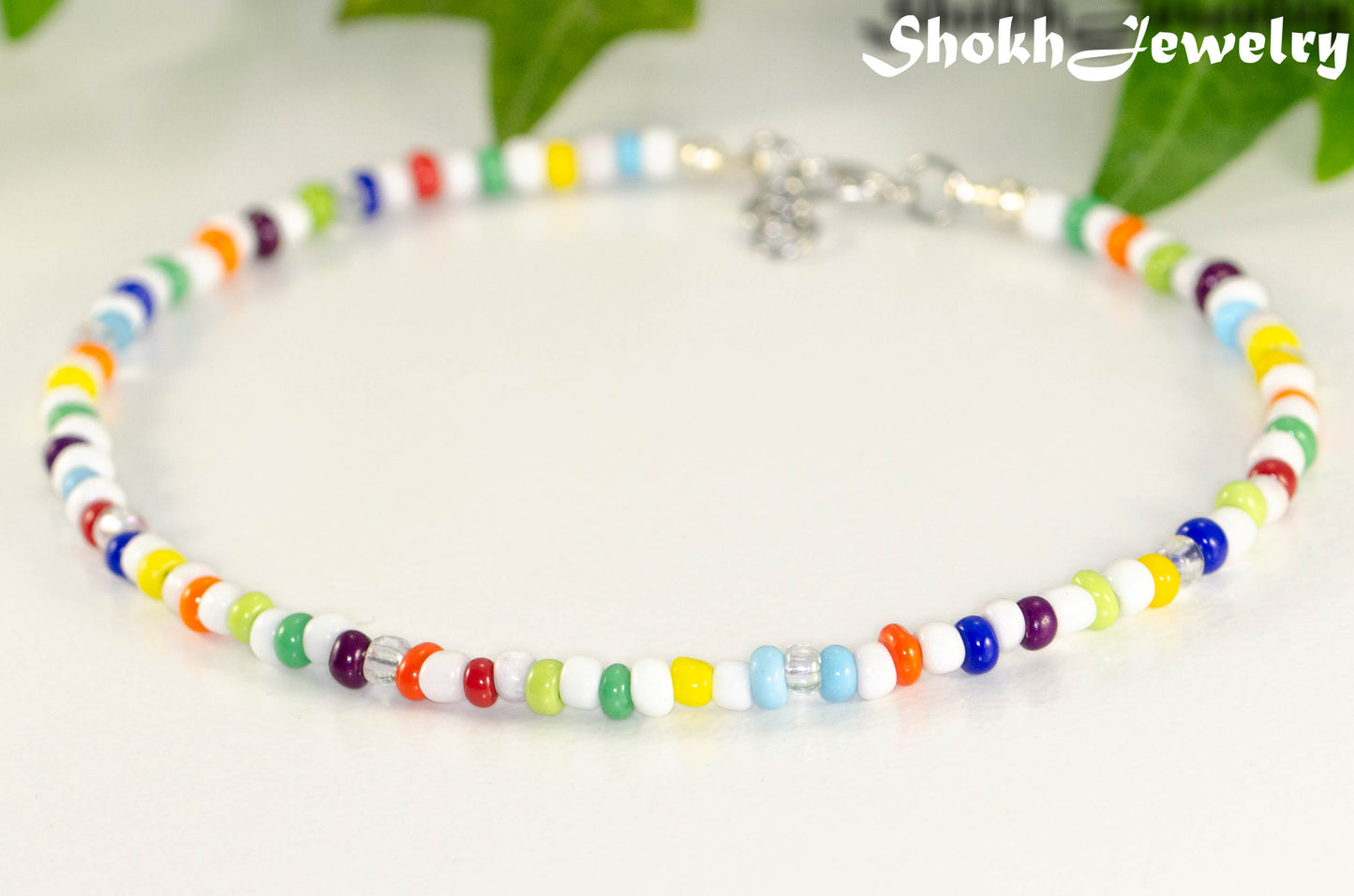 Close up of Multicolour Seed Bead Choker Necklace.