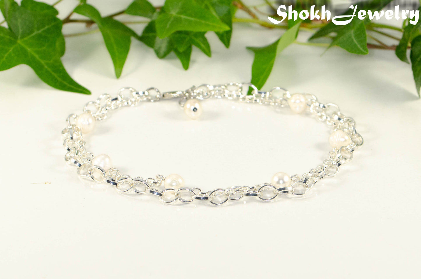 Multi Strand Freshwater Pearl and Chunky Chain Choker Necklace for women.