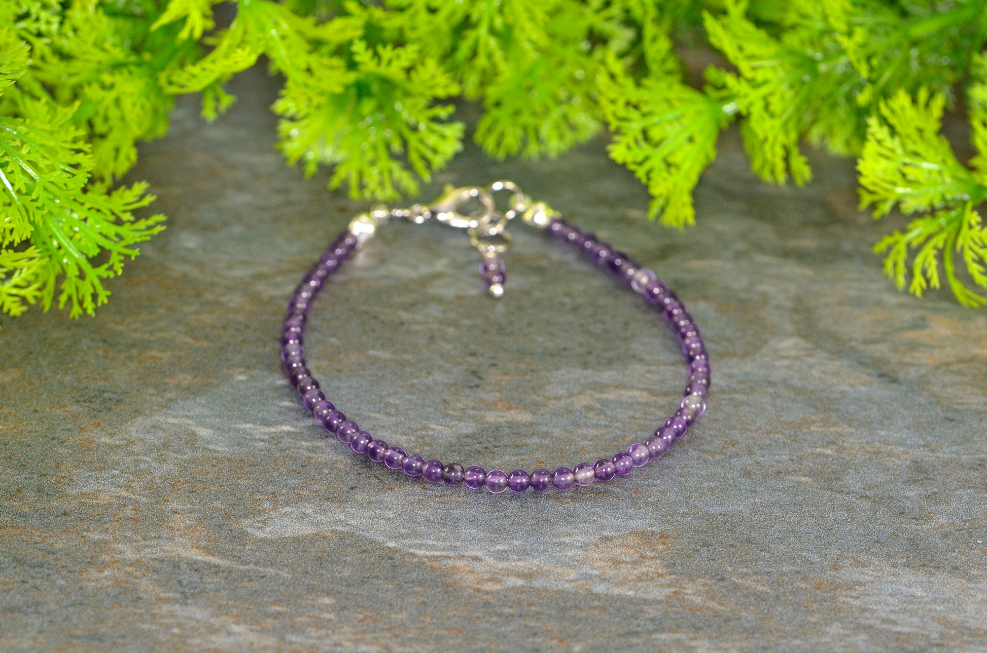 3mm Amethyst Bracelet with Clasp and a cute little dangle.