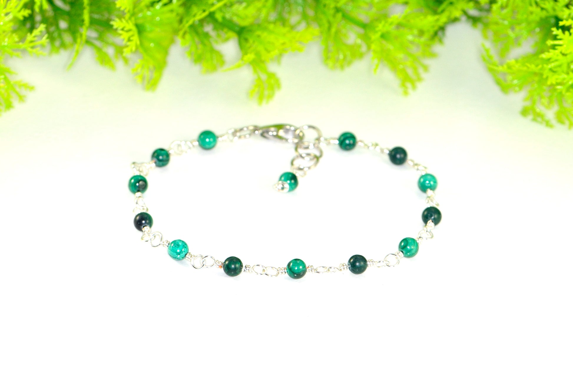 4mm Natural Malachite Link Bracelet with Clasp.