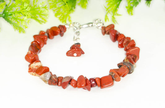 Natural Red Jasper Crystal Chip Bracelet.