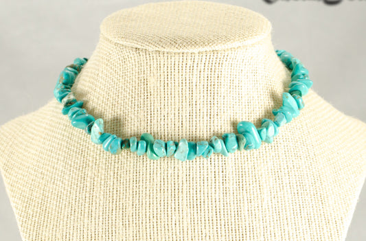 Natural Turquoise Crystal Chip Choker Necklace displayed on a bust.