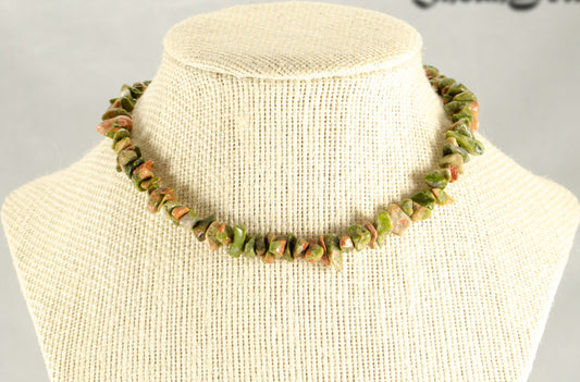 Natural Unakite Crystal Chip Choker Necklace displayed on a bust.