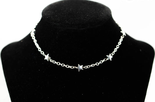 Hematite Star and Dainty Chain Choker Necklace displayed on a bust.