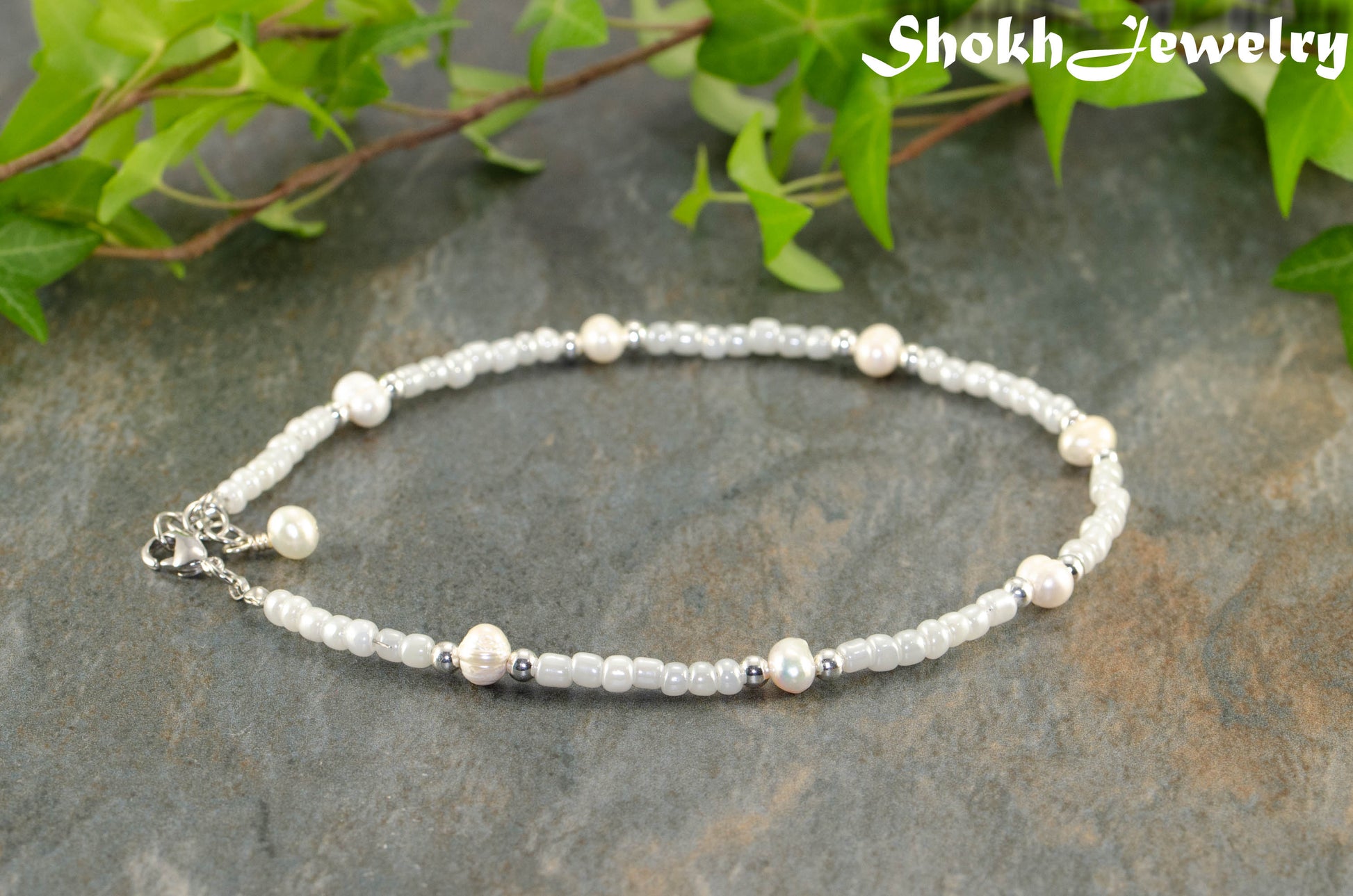 Freshwater Pearl and White Seed Bead Choker Necklace with Silver Plated Spacers.