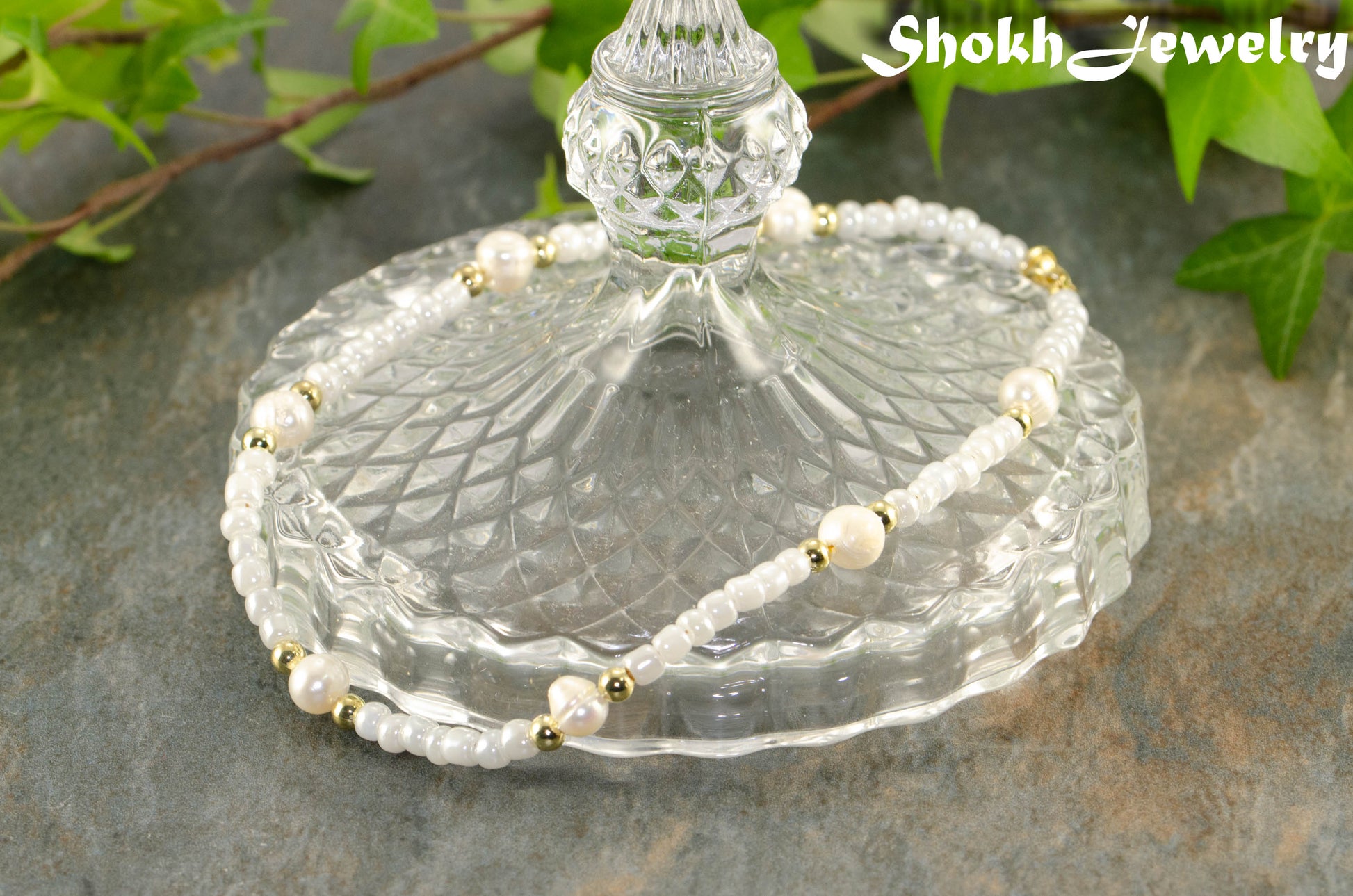 Freshwater Pearl and White Seed Bead Choker Necklace with Gold Plated Spacers.