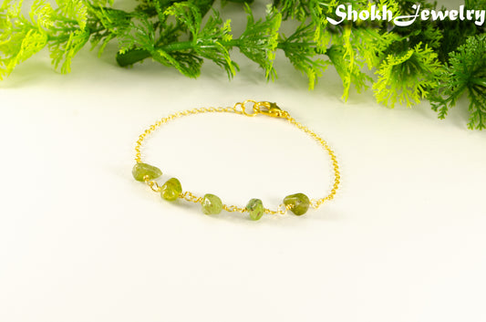 Peridot Crystal Chip and Gold Plated Chain Bracelet for women.