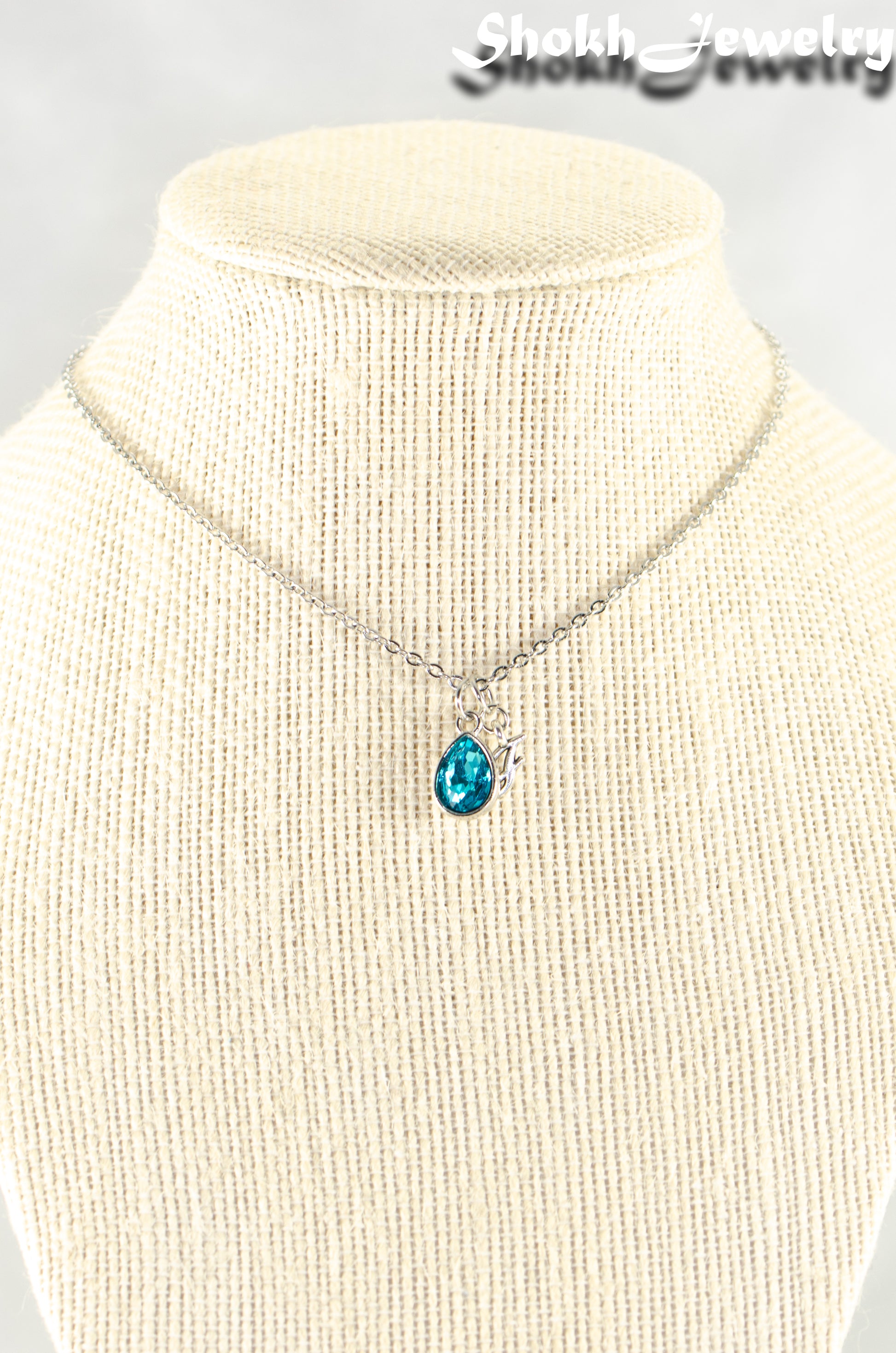 Small Personalized March Birthstone Choker Necklace.