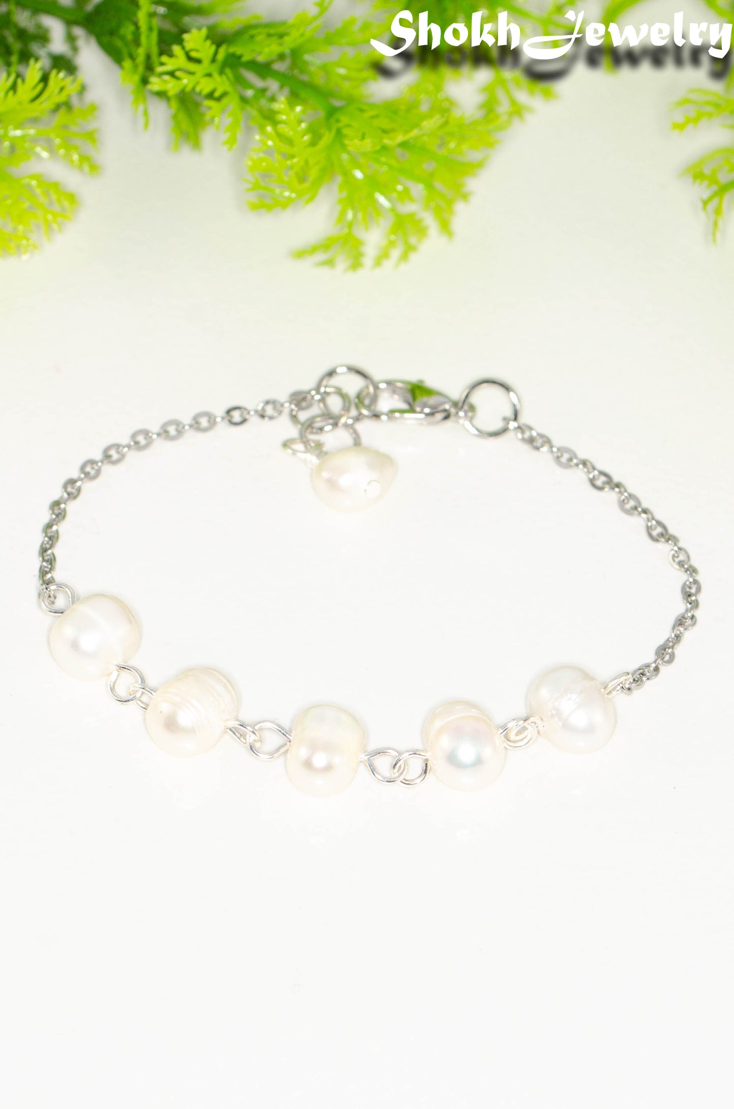 Close up of Freshwater Pearl and Stainless Steel Chain Anklet.