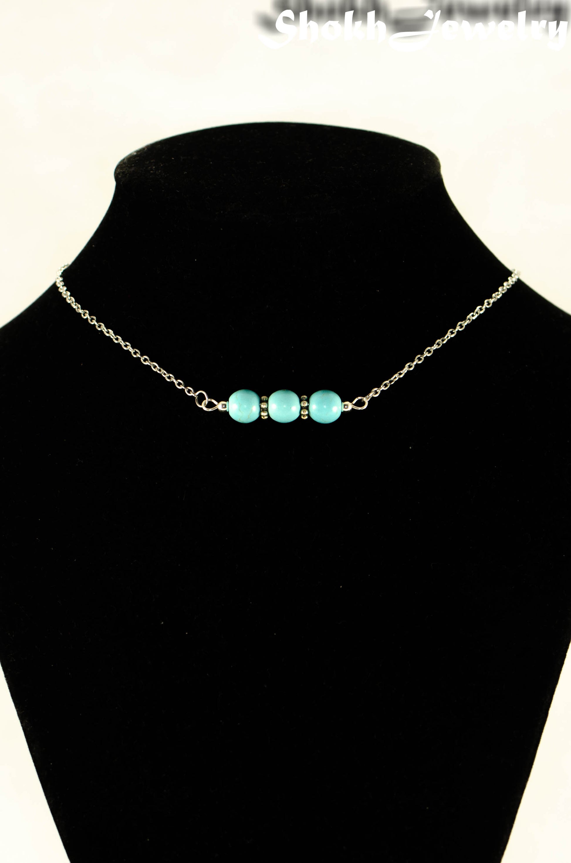Turquoise Howlite and Dainty Chain Choker Necklace.