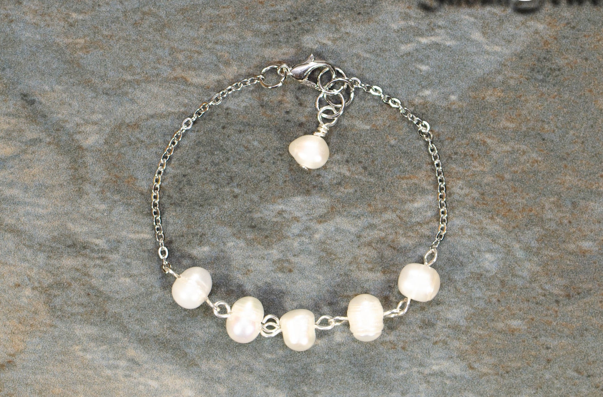 Freshwater Pearl and Stainless Steel Chain Anklet.