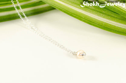 Dainty white Freshwater Pearl Choker Necklace