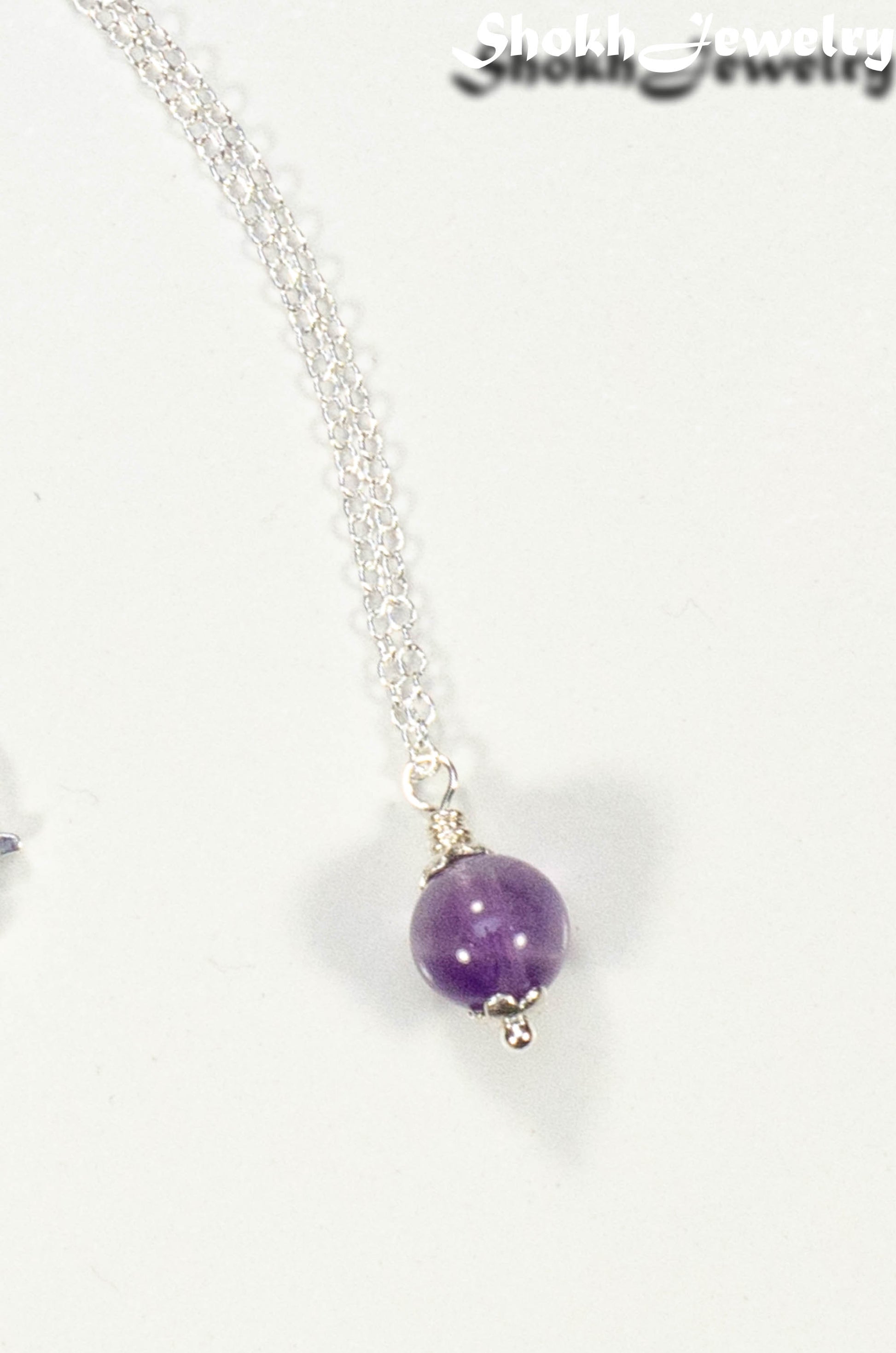 Close up of a Dainty Amethyst Choker Necklace